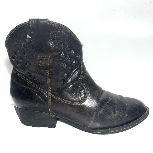 Born Leather Textured Studded Ankle Cowboy Western Boots Size 9.5 Women’s - Picture 2 of 16